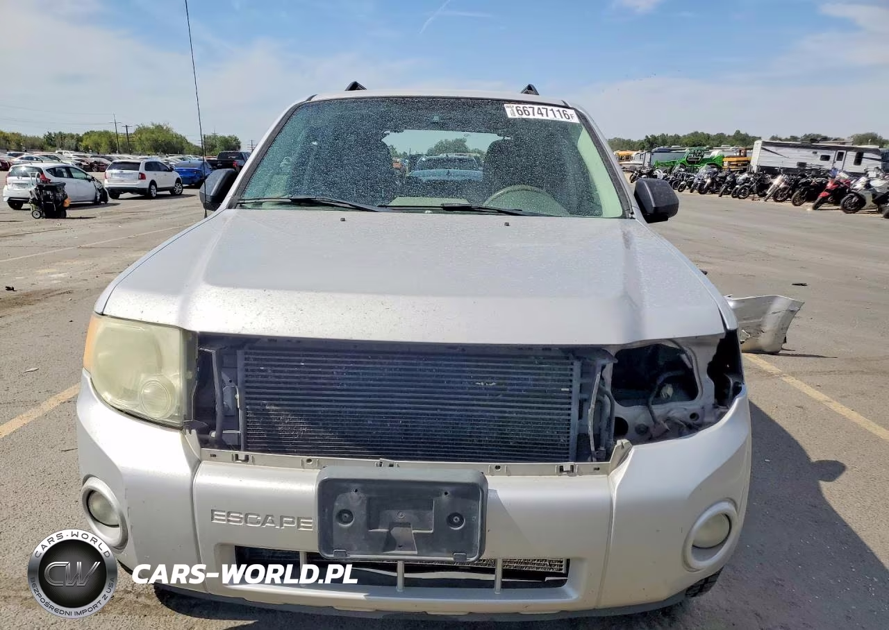 2008 Ford Escape Xlt VIN:1FMCU03168KA45669 - 5