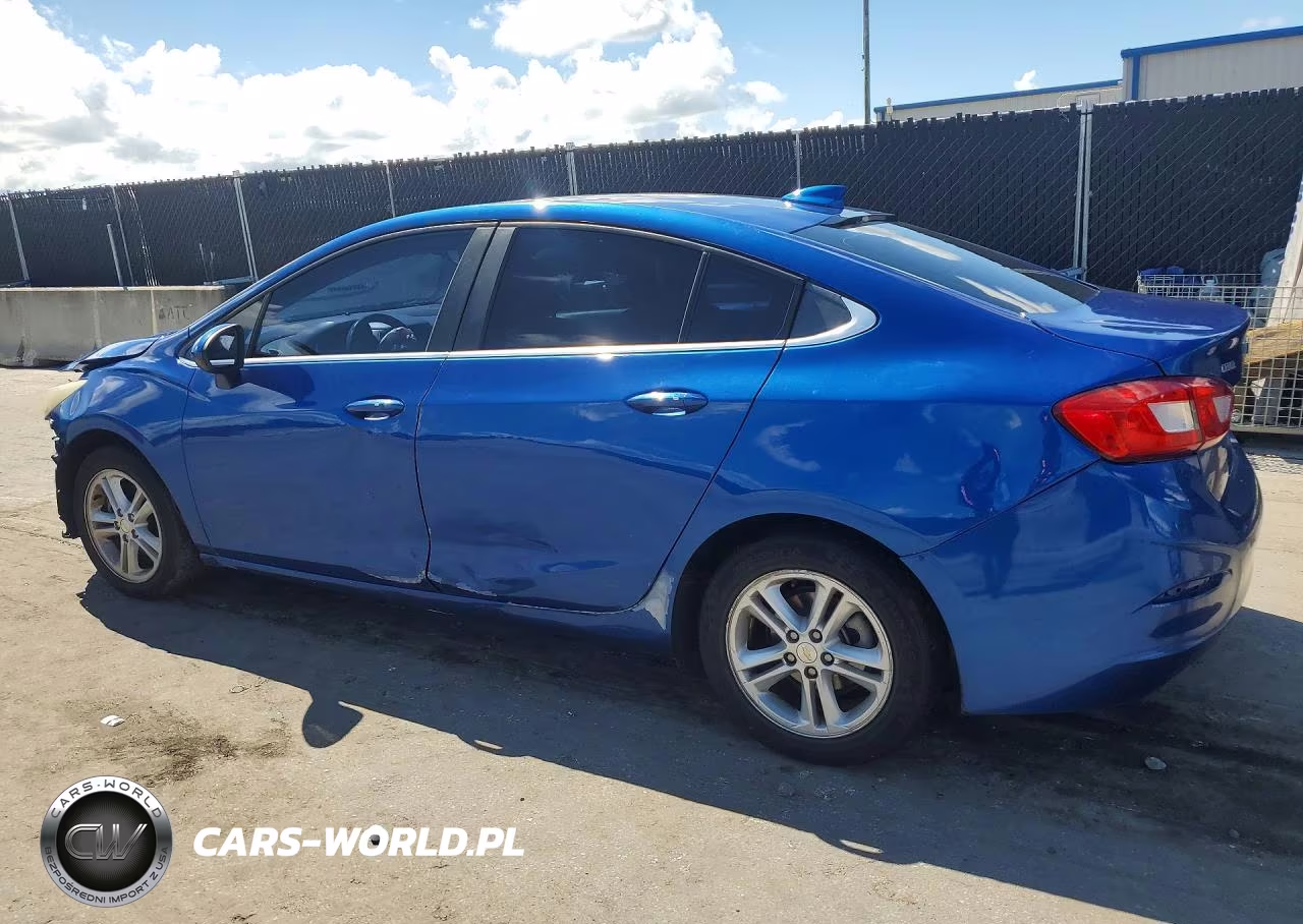 2018 Chevrolet Cruze Lt VIN:1G1BE5SM5J7190399 - 2