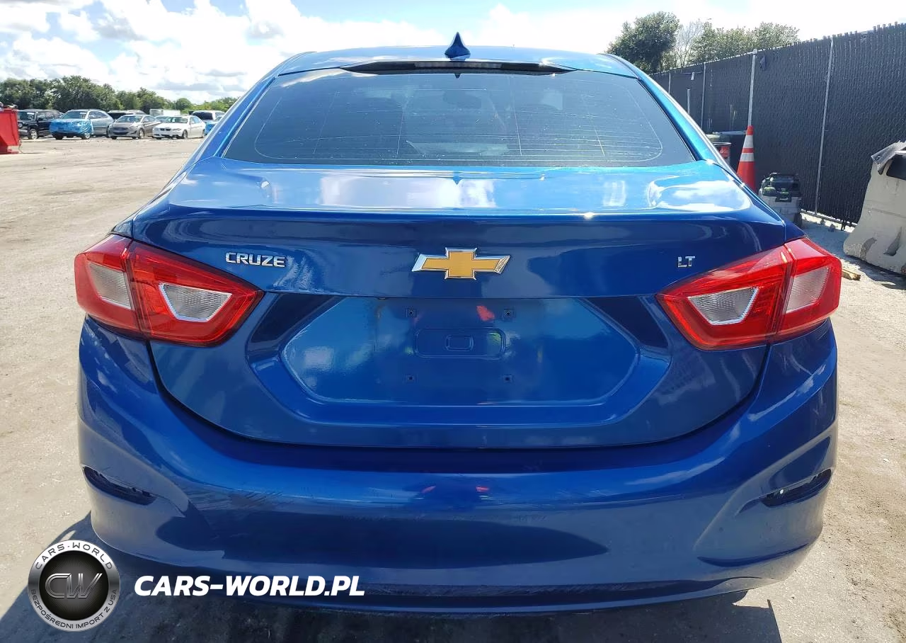 2018 Chevrolet Cruze Lt VIN:1G1BE5SM5J7190399 - 6
