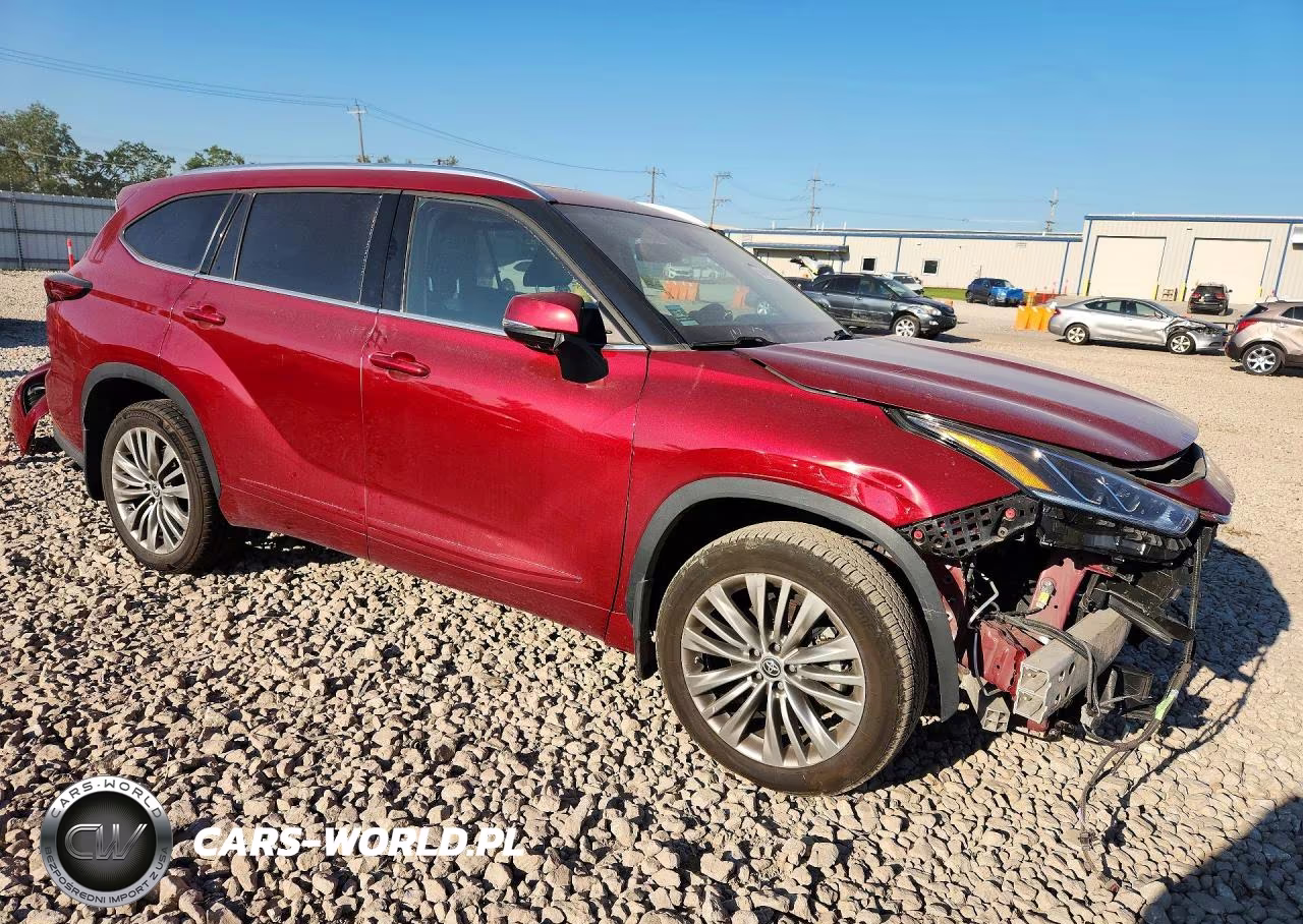 2021 Toyota Highlander Platinum VIN:5TDFZRBH0MS112792 - 4