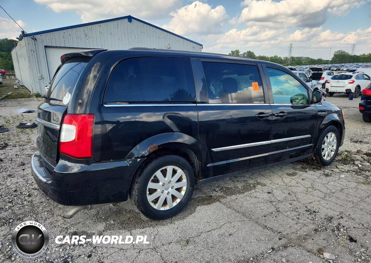 2014 Chrysler Town & Country Touring VIN:2C4RC1BG4ER143075 - 3