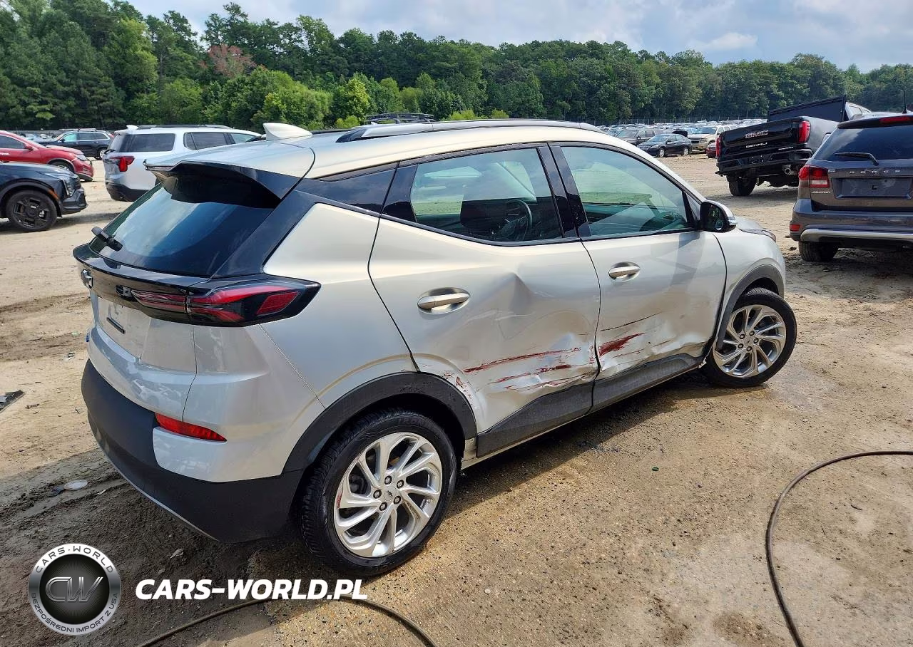 2023 Chevrolet Bolt Euv Lt VIN:1G1FY6S06P4196945 - 3