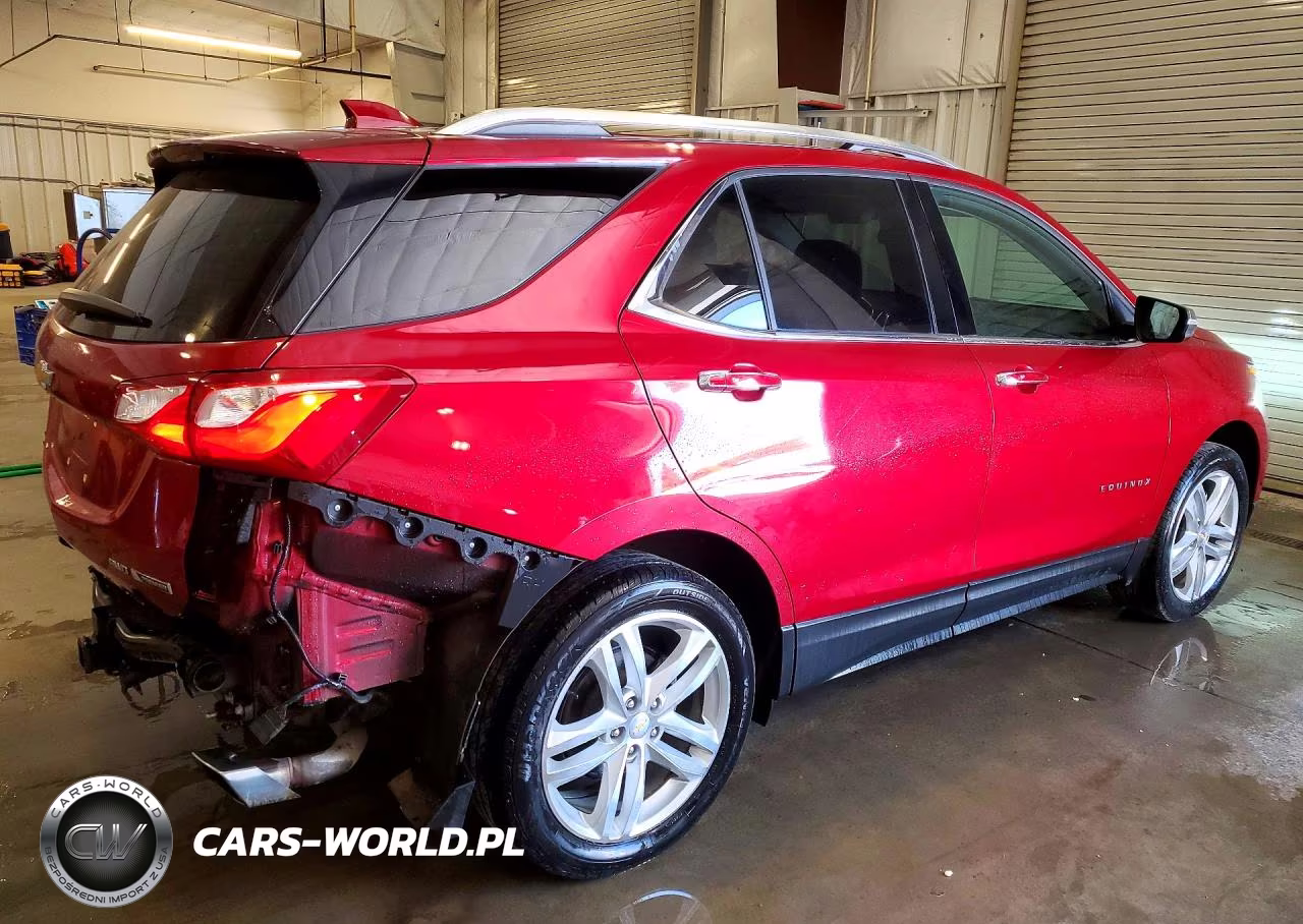 2018 Chevrolet Equinox Premier VIN:2GNAXWEX7J6307173 - 3