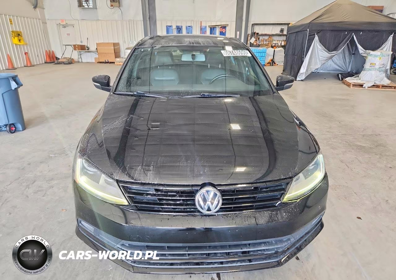 2018 Volkswagen Jetta Sport VIN:3VWD17AJ7JM245274 - 5