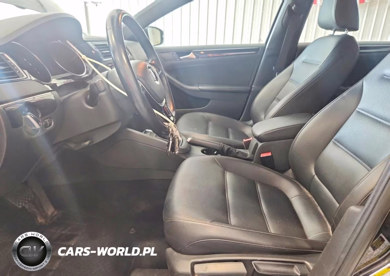 2018 Volkswagen Jetta Sport VIN:3VWD17AJ7JM245274 - 7