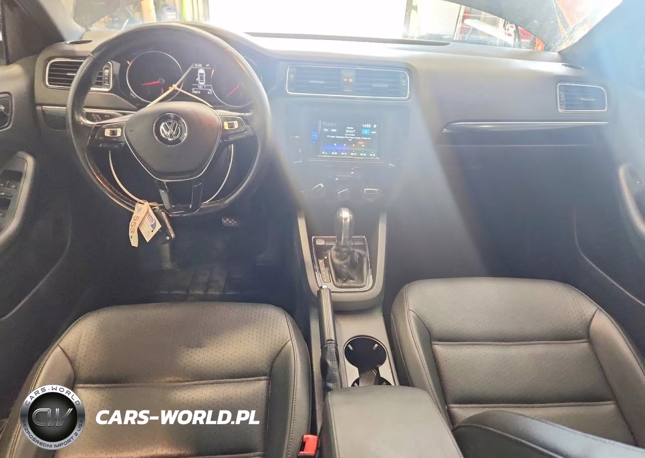 2018 Volkswagen Jetta Sport VIN:3VWD17AJ7JM245274 - 8