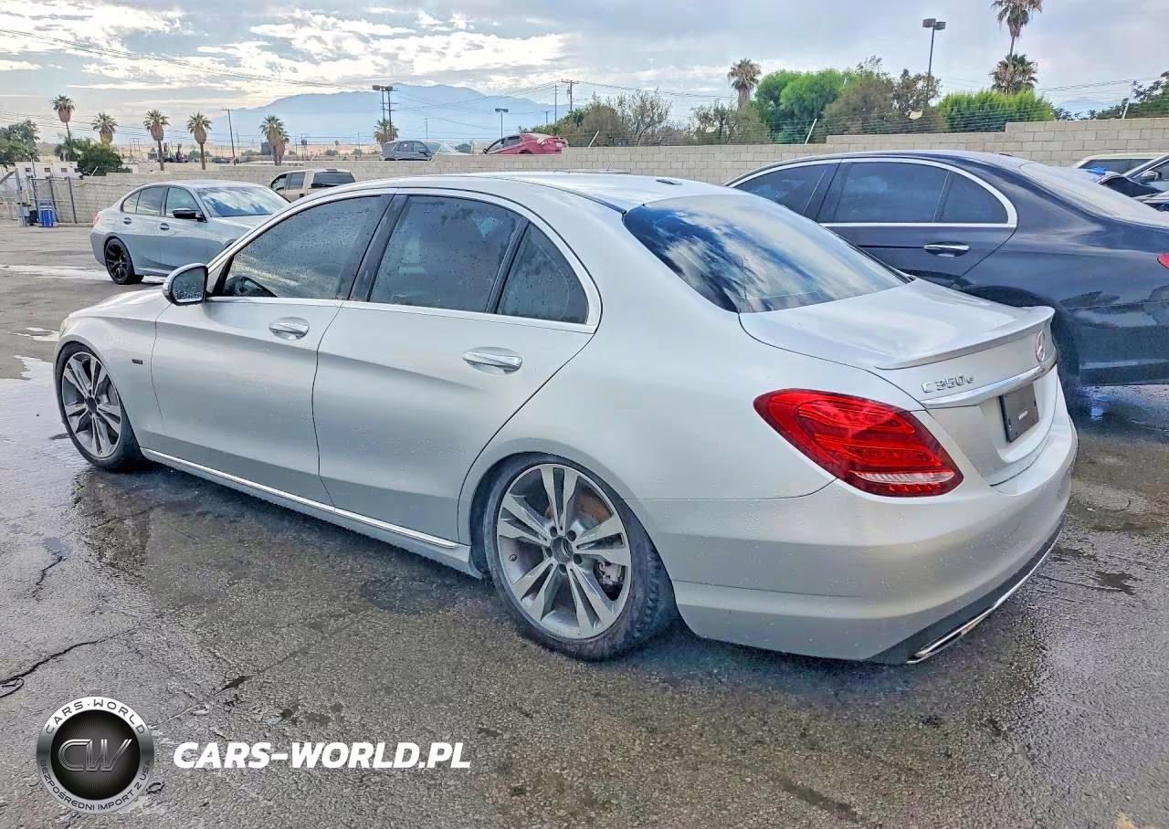 2018 Mercedes-Benz C 350E VIN:55SWF4HB6JU259275 - 2