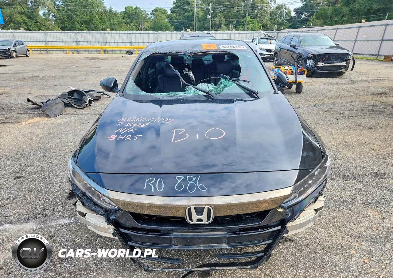 2018 Honda Accord Sport VIN:1HGCV1F39JA172451 - 5