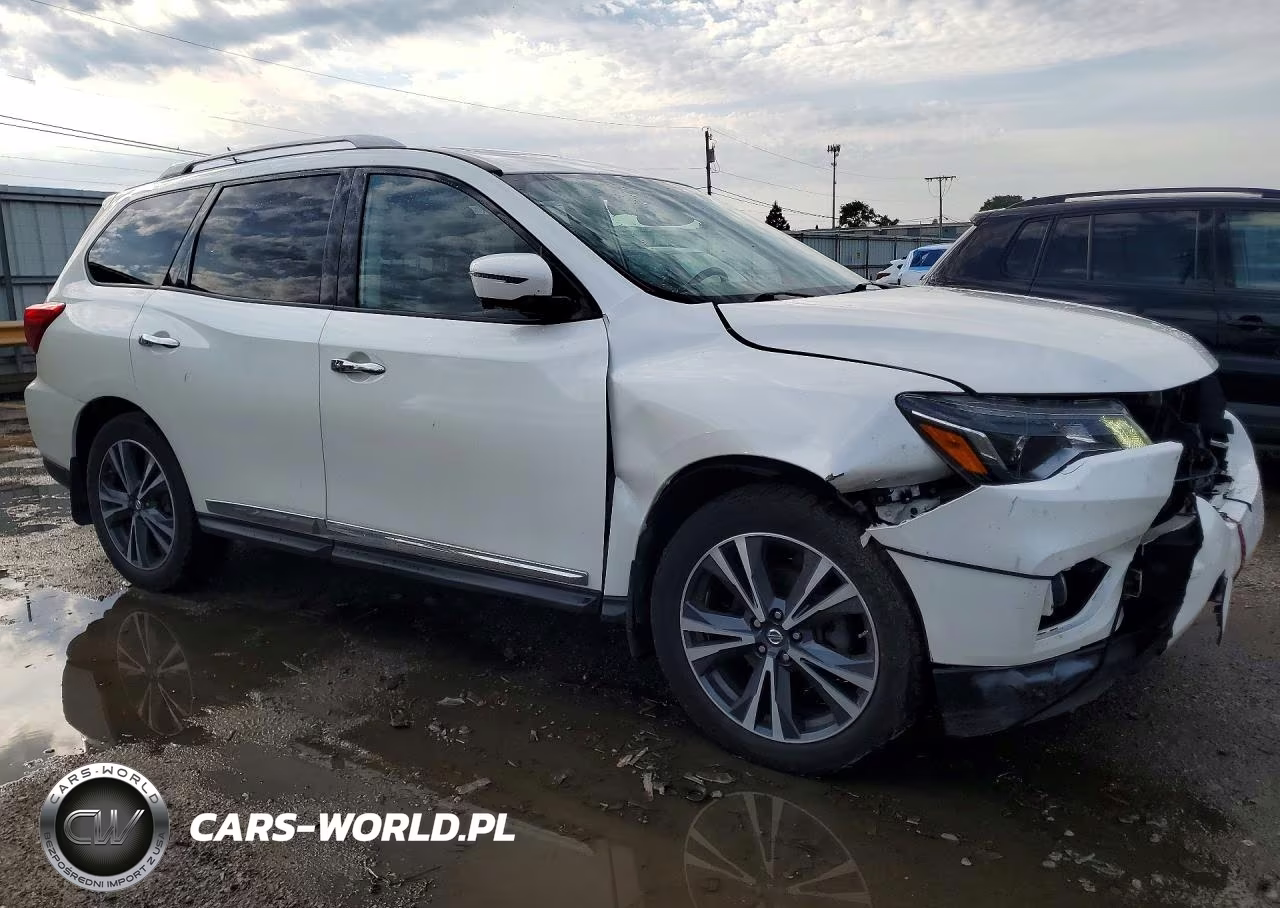 2017 Nissan Pathfinder Platinum VIN:5N1DR2MM3HC678974 - 4