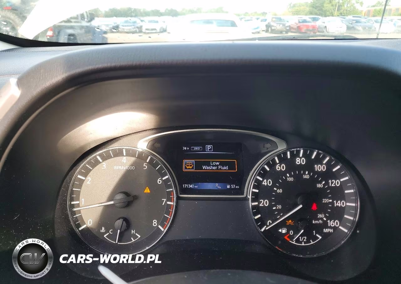 2017 Nissan Pathfinder Platinum VIN:5N1DR2MM3HC678974 - 9