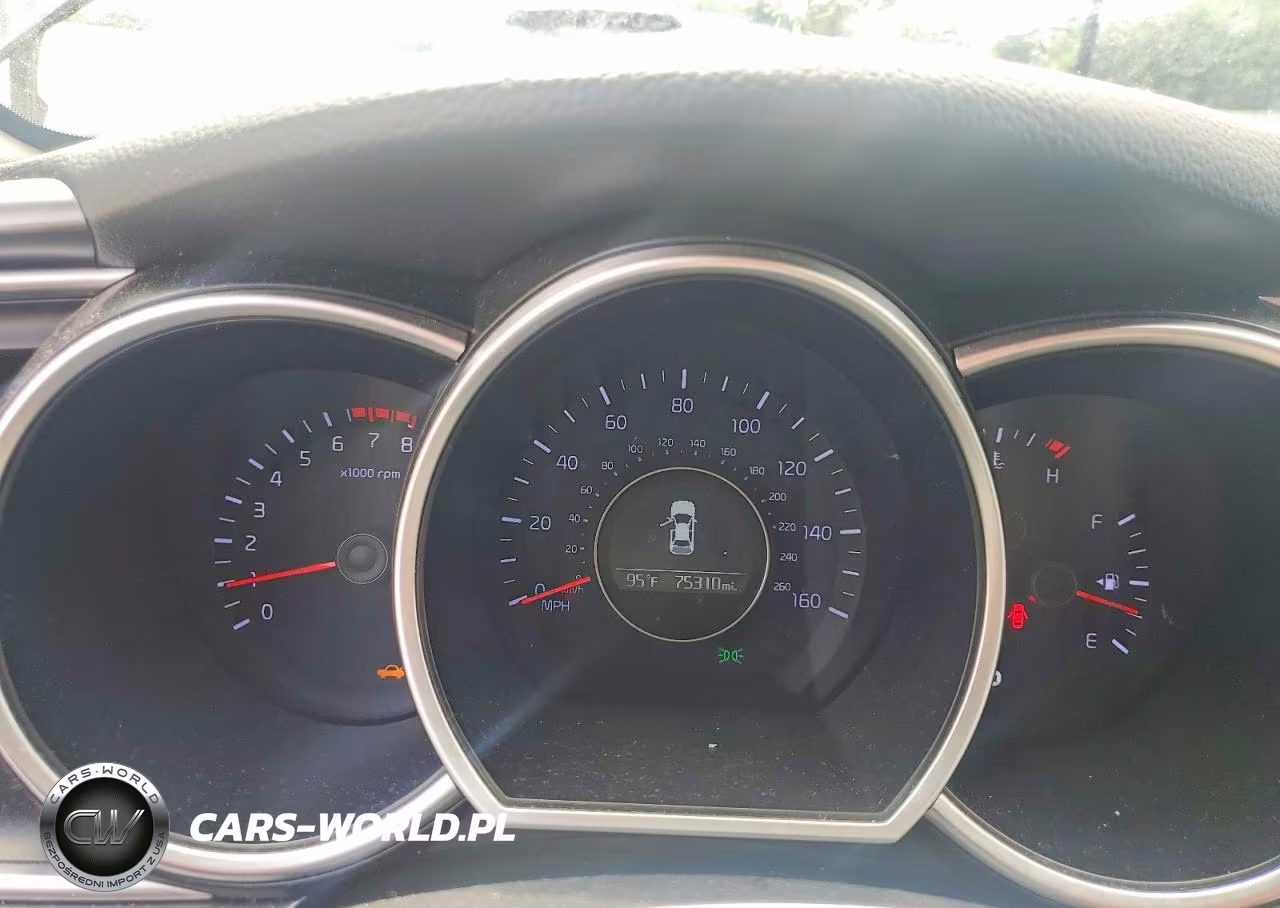 2015 Kia Optima Lx VIN:KNAGM4A74F5659780 - 9