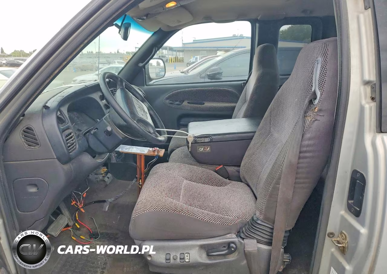 1999 Dodge Ram 2500 VIN:1B7KC2365XJ505399 - 7