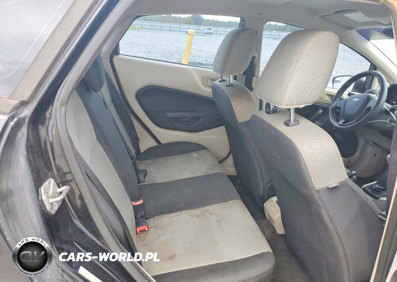 2011 Ford Fiesta S VIN:3FADP4AJ4BM174249 - 10