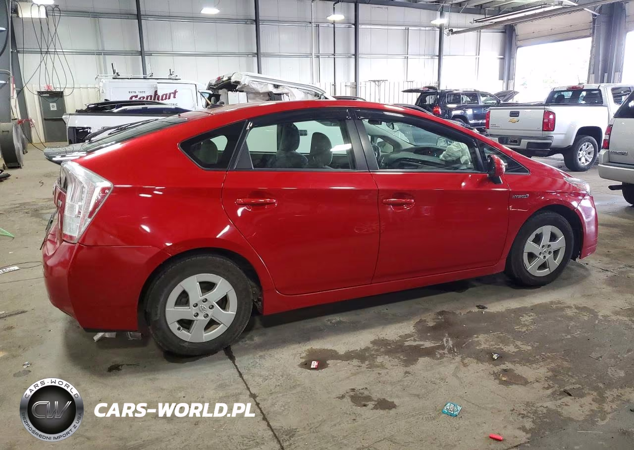 2011 Toyota Prius Two VIN:JTDKN3DU6B5361537 - 3