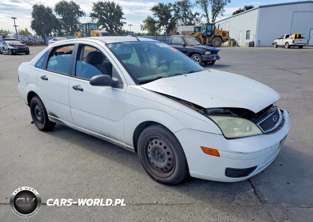 2005 Ford Focus Zx4 VIN:1FAFP34N55W298150 - 4