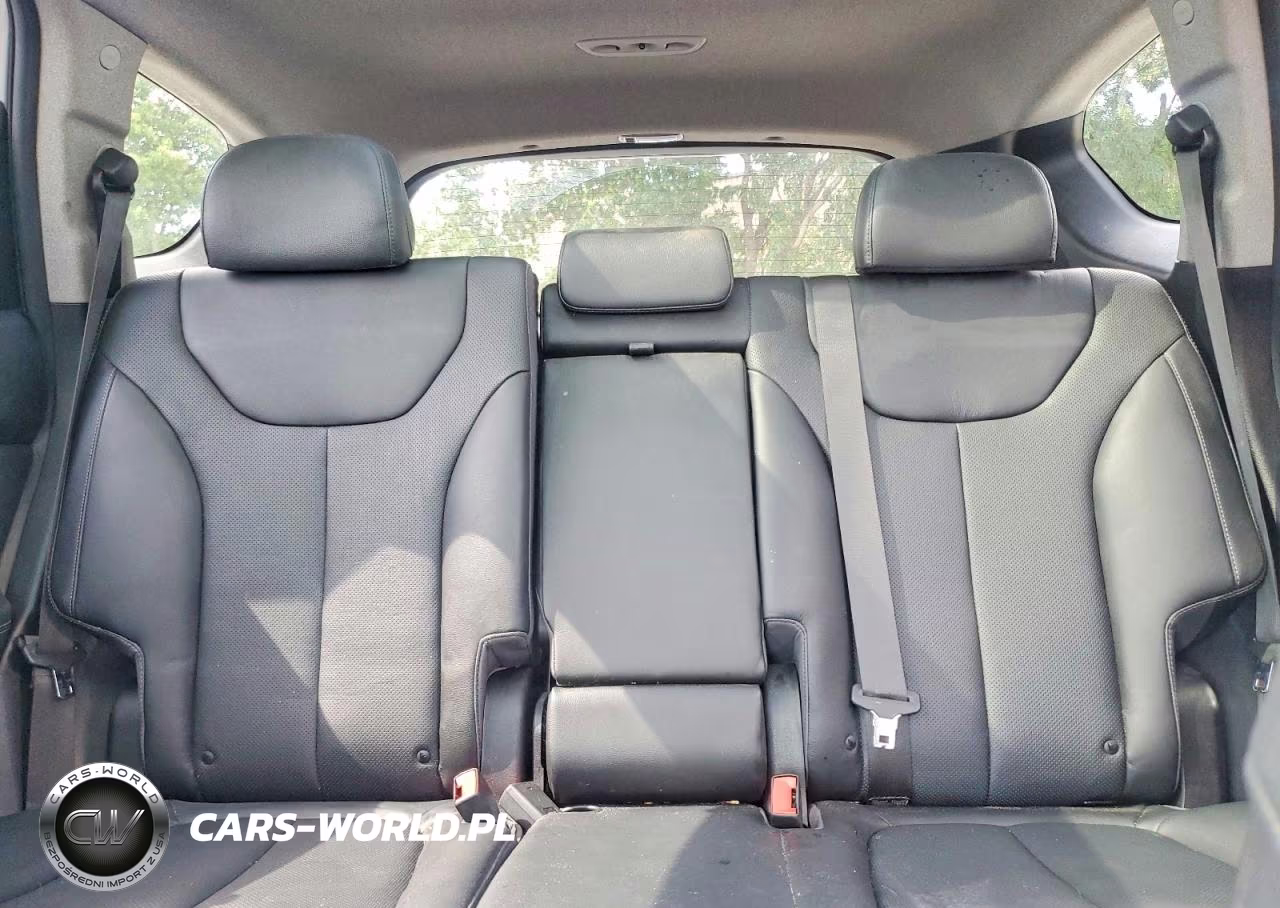 2019 Hyundai Santa Fe Ultimate 2.0T VIN:5NMS5CAA3KH021835 - 10