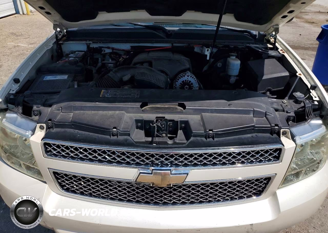 2008 Chevrolet Tahoe C1500 VIN:1GNFC13J38R195957 - 12