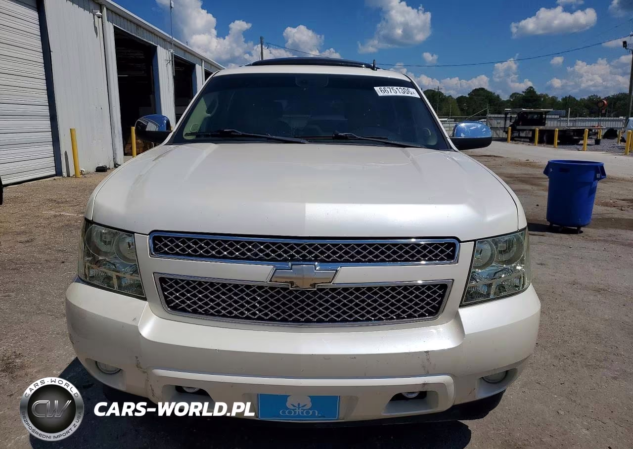 2008 Chevrolet Tahoe C1500 VIN:1GNFC13J38R195957 - 5