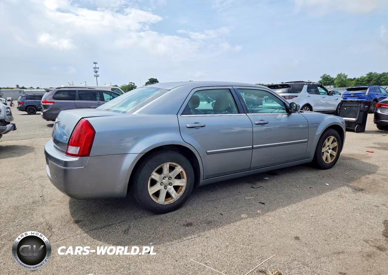 2007 Chrysler 300 Touring VIN:2C3KA53G27H897814 - 3