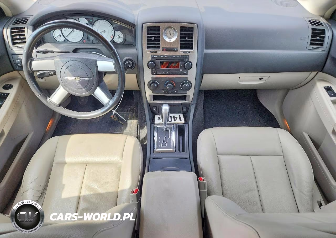 2007 Chrysler 300 Touring VIN:2C3KA53G27H897814 - 8