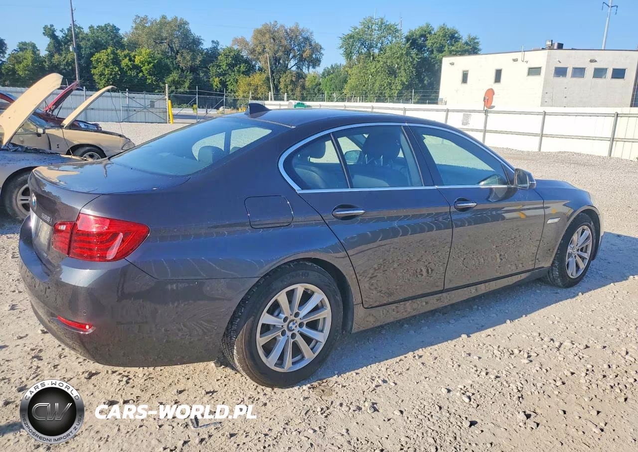 2016 BMW 528 Xi VIN:WBA5A7C54GG642173 - 3