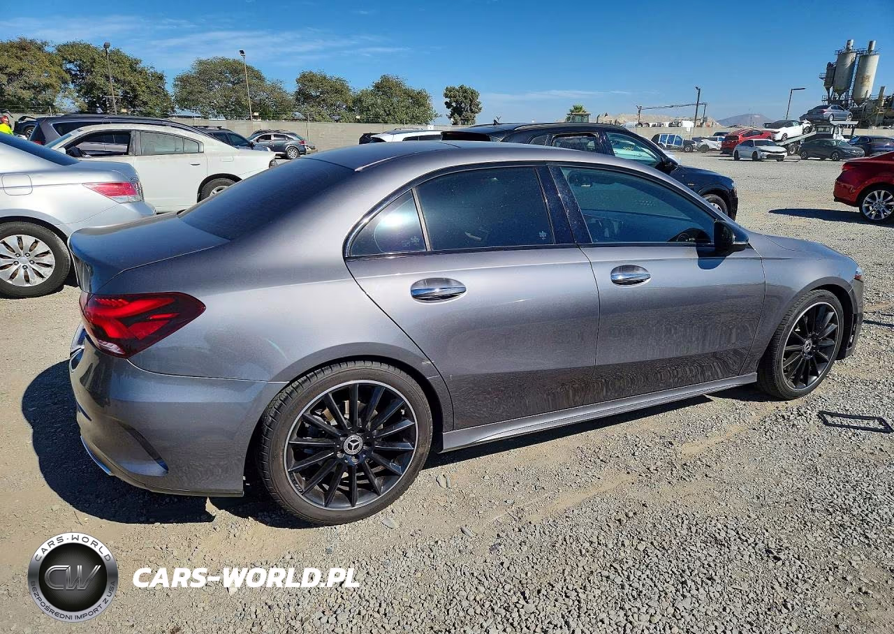 2019 Mercedes-Benz A220 VIN:WDD3G4EB8KW006449 - 3