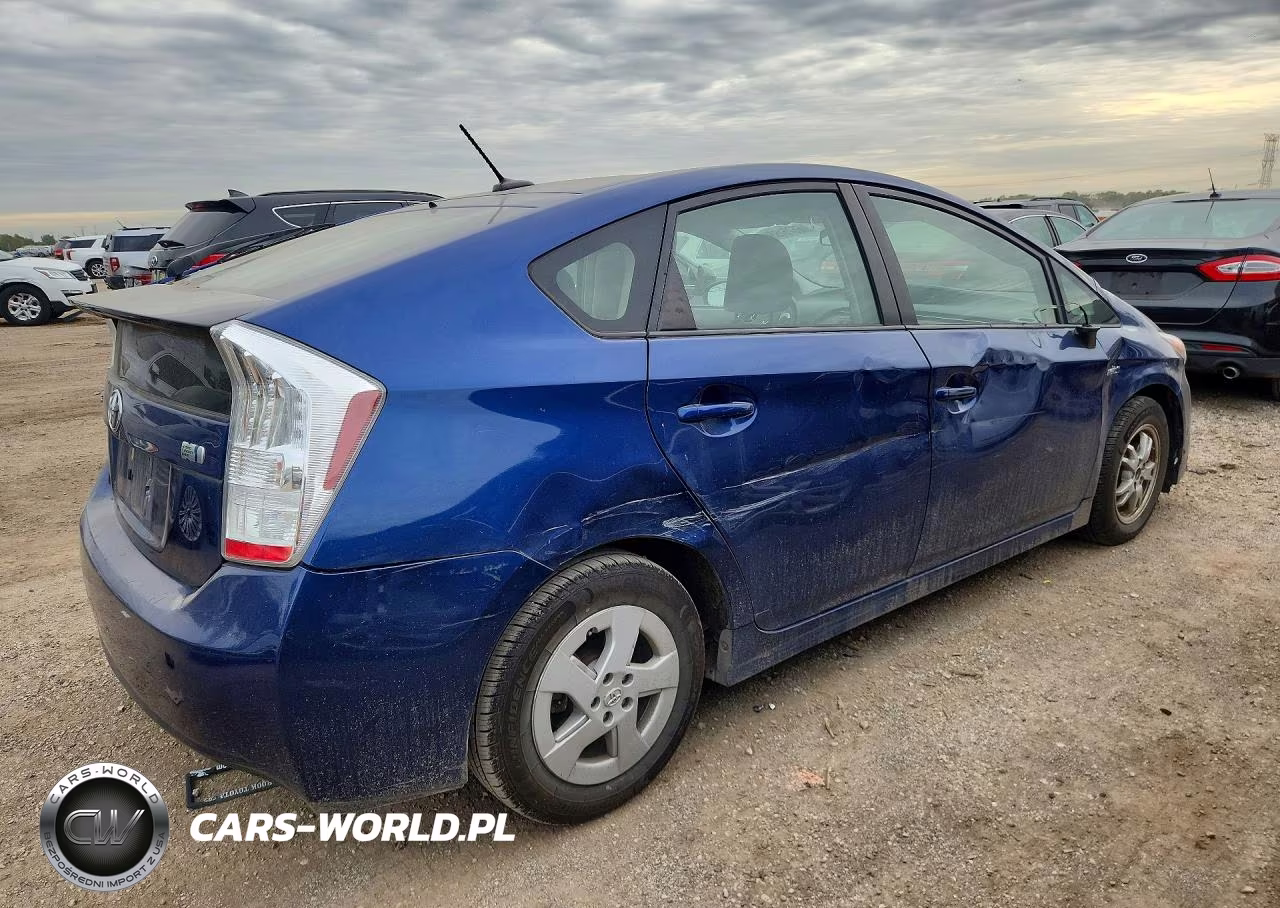 2011 Toyota Prius Three VIN:JTDKN3DU8B5348515 - 3