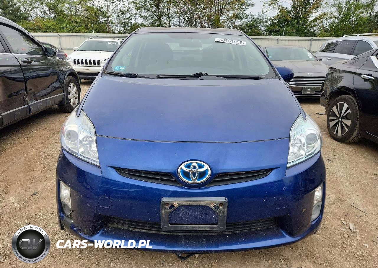 2011 Toyota Prius Three VIN:JTDKN3DU8B5348515 - 5