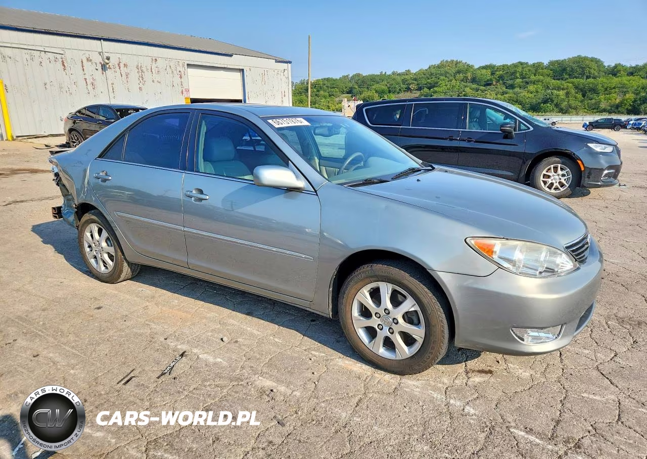 2005 Toyota Camry Xle V6 VIN:4T1BF30KX5U619839 - 4