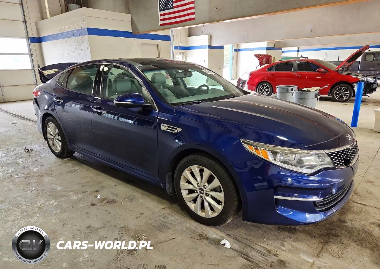 2018 Kia Optima Ex VIN:5XXGU4L35JG216779 - 4