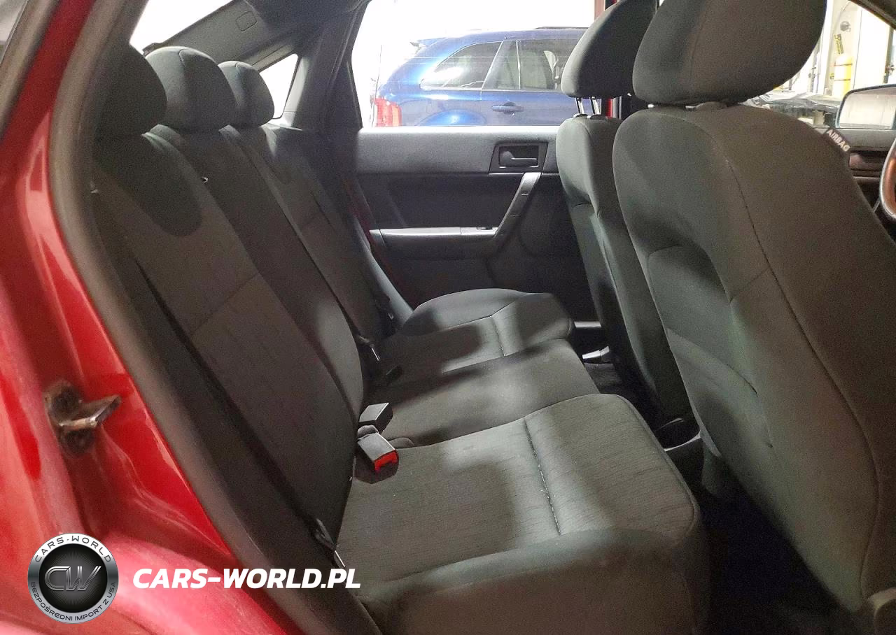 2009 Ford Focus Se VIN:1FAHP35N99W211055 - 10