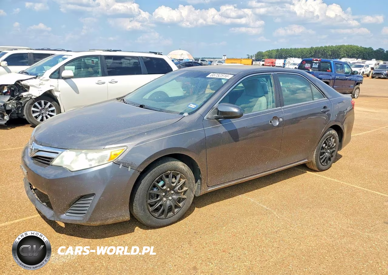 2013 Toyota Camry Le