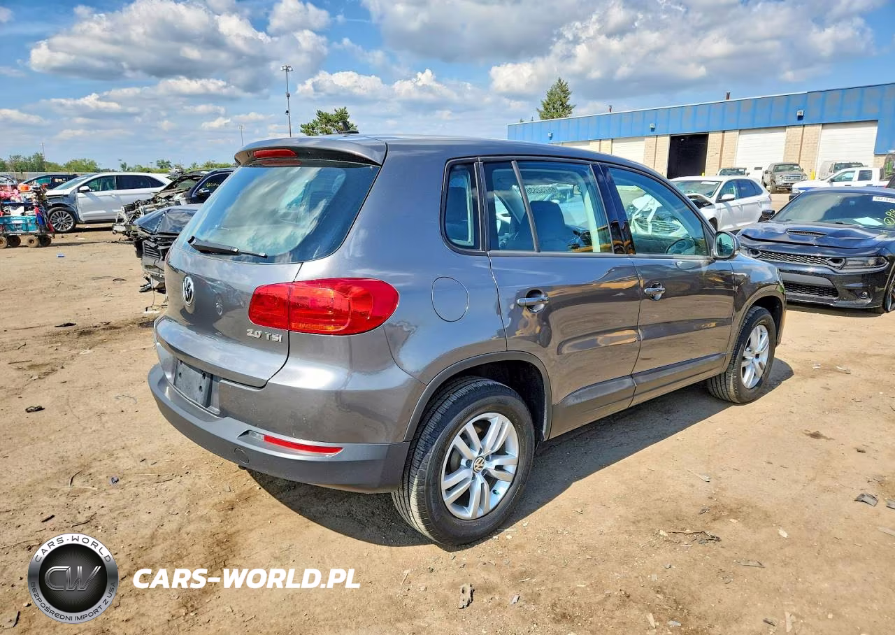 2014 Volkswagen Tiguan S VIN:WVGAV3AX1EW506746 - 3