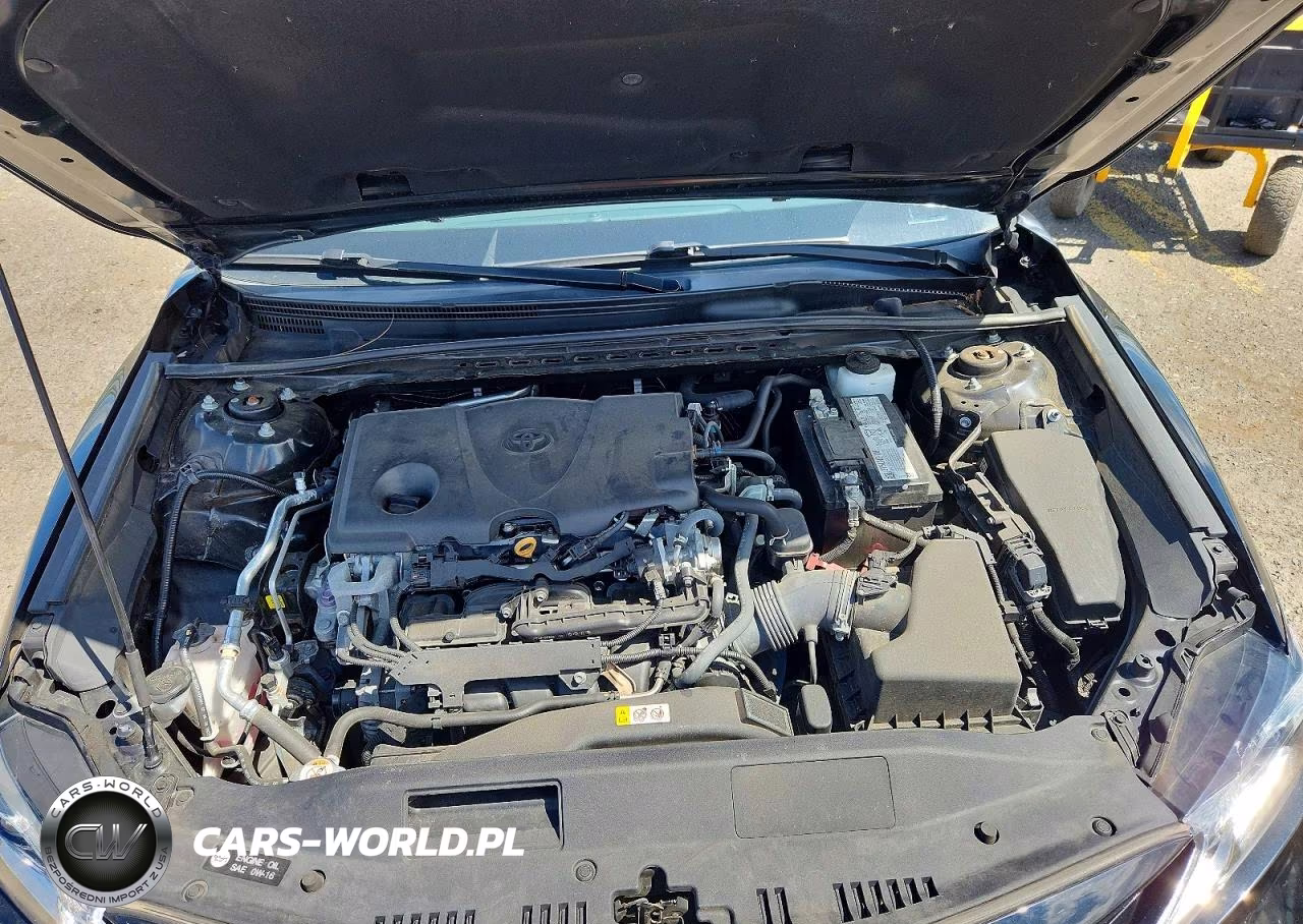 2021 Toyota Camry Le VIN:4T1C11AK4MU562204 - 11