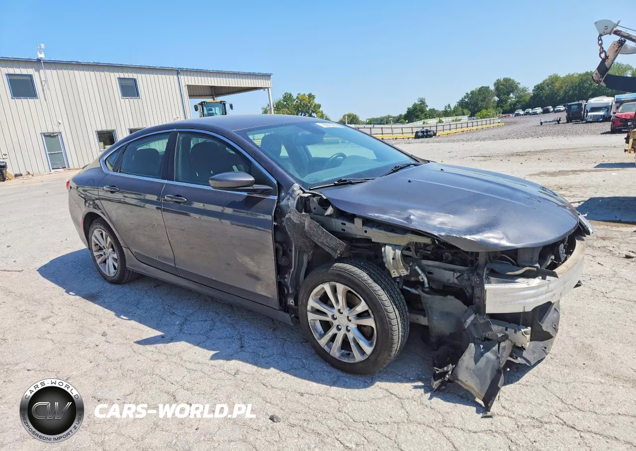 2015 Chrysler 200 Limited VIN:1C3CCCAB8FN710141 - 4