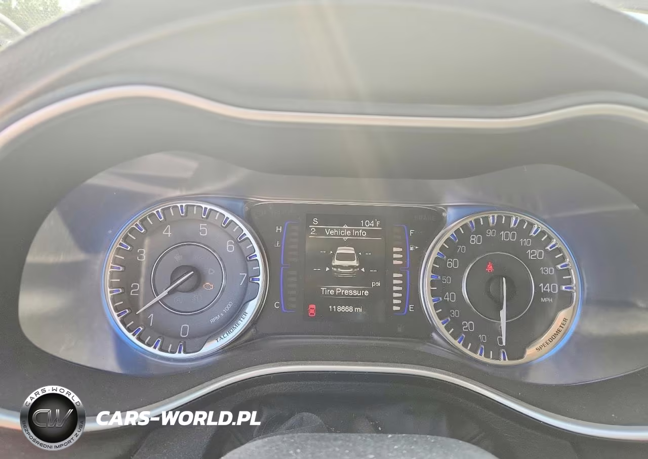 2015 Chrysler 200 Limited VIN:1C3CCCAB8FN710141 - 9