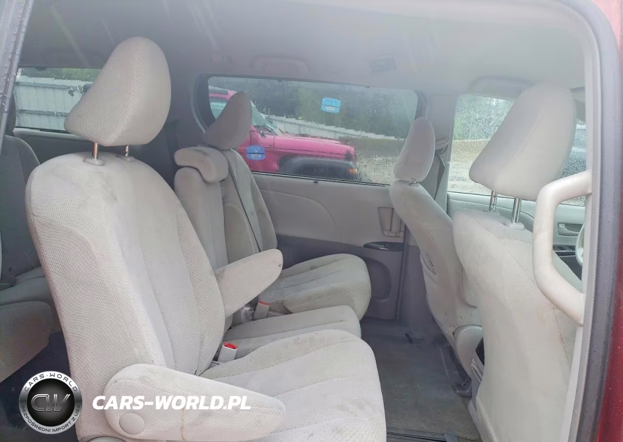 2013 Toyota Sienna Le VIN:5TDKK3DC9DS325242 - 11