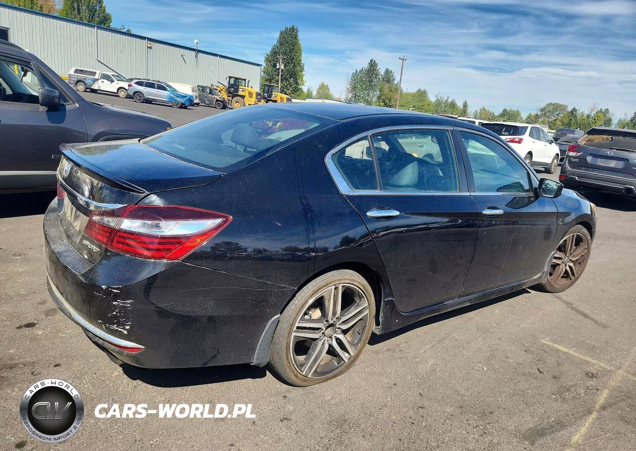 2017 Honda Accord Sport VIN:1HGCR2F53HA182625 - 3