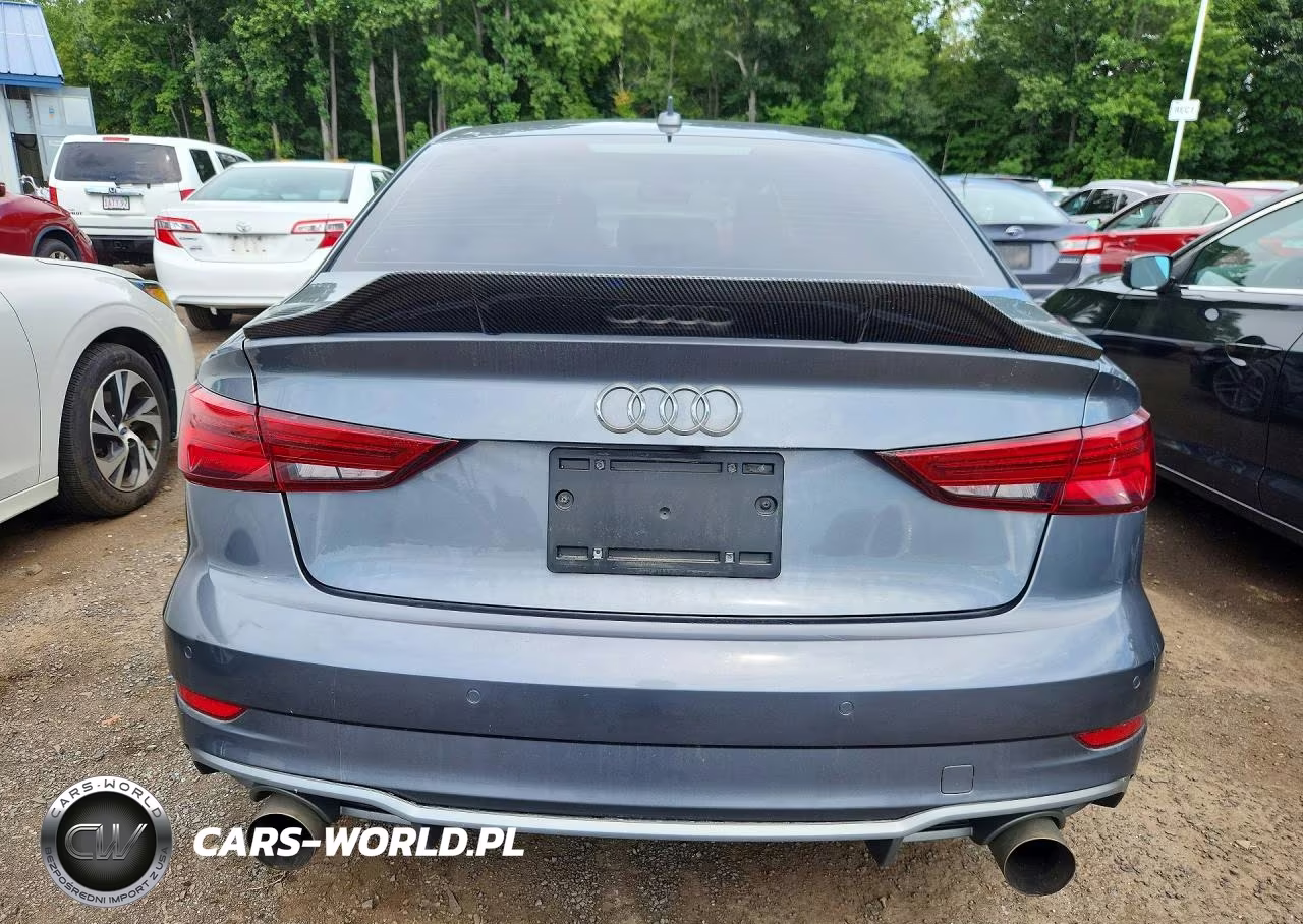2018 Audi A3 Premium Plus VIN:WAUJ8GFF6J1022272 - 6