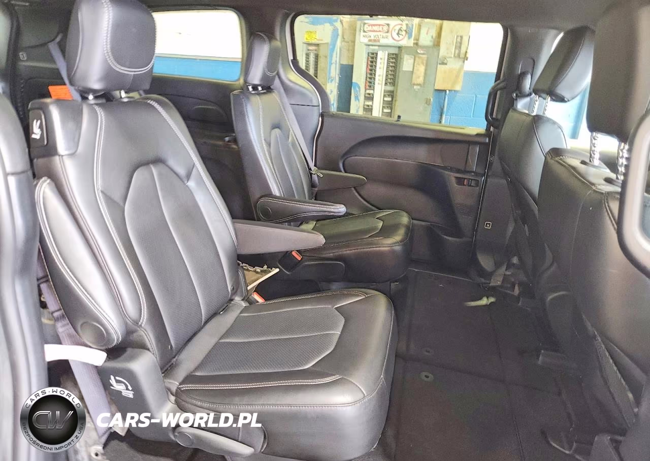 2026 Chrysler Pacifica Select VIN:2C4RC1BG7TR193594 - 11
