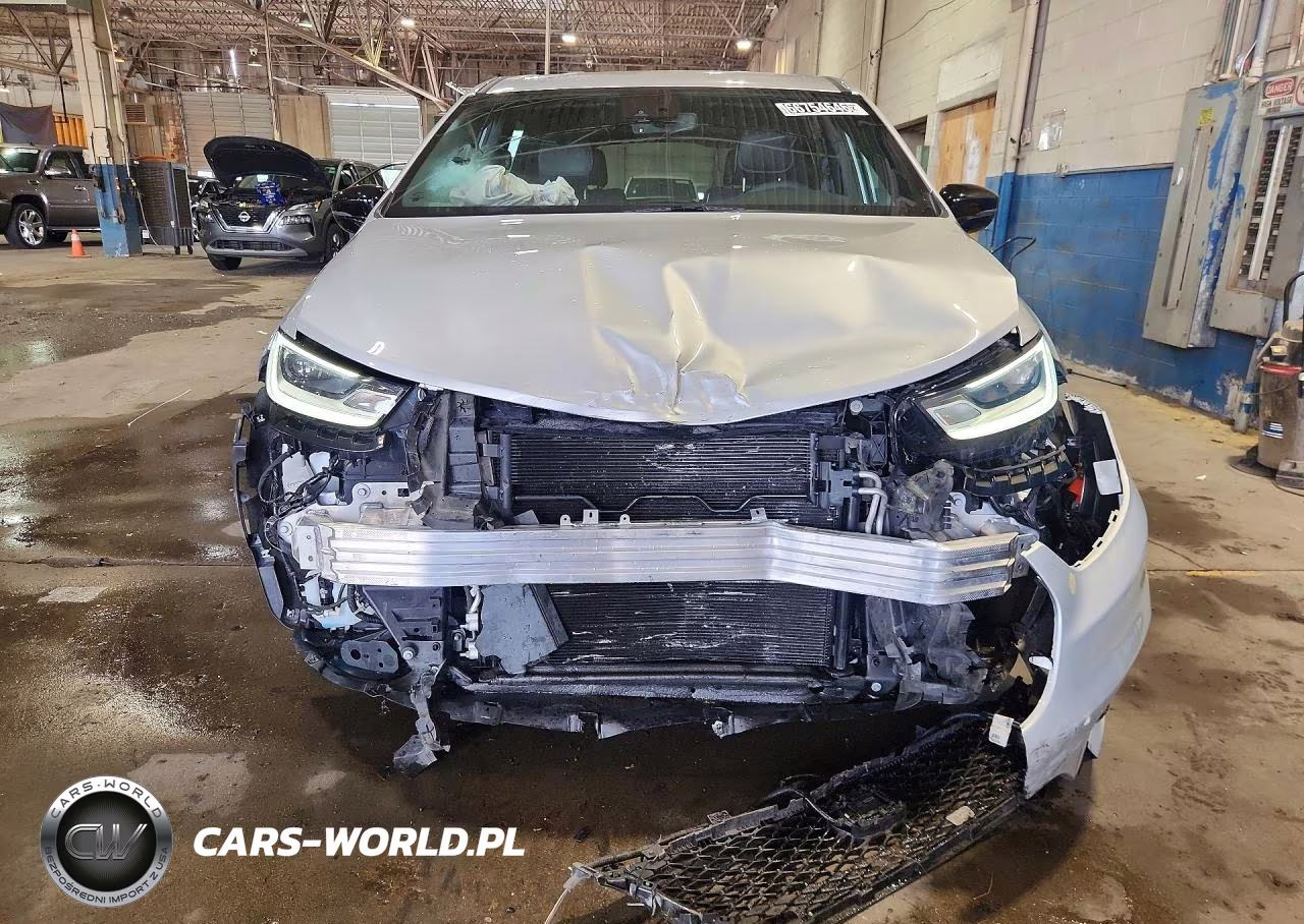 2026 Chrysler Pacifica Select VIN:2C4RC1BG7TR193594 - 5