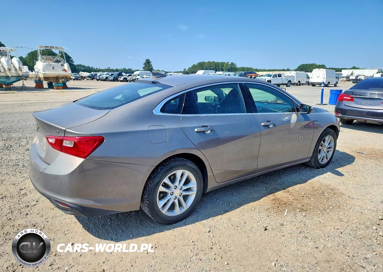 2018 Chevrolet Malibu Lt VIN:1G1ZD5ST5JF168093 - 3