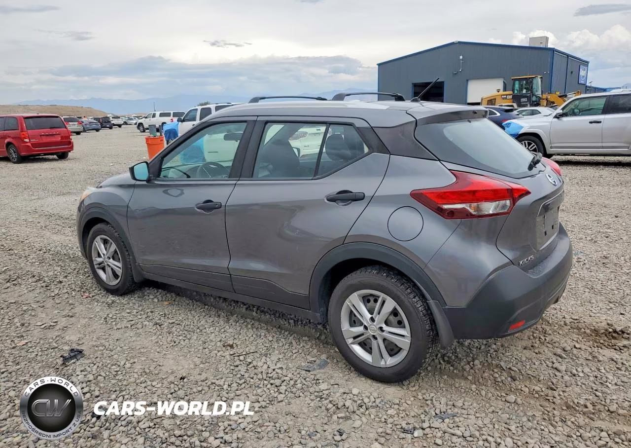 2019 Nissan Kicks S VIN:3N1CP5CU1KL482443 - 2
