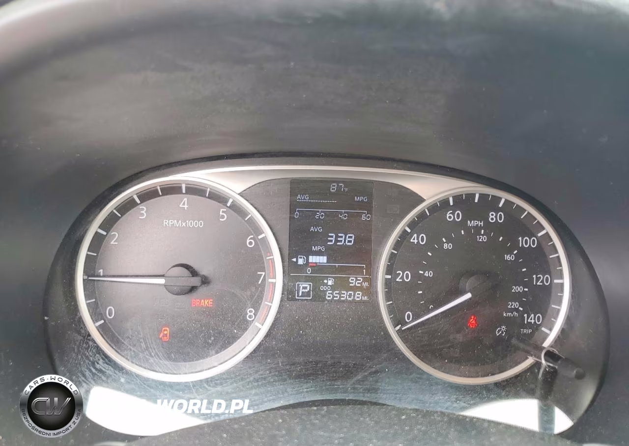 2019 Nissan Kicks S VIN:3N1CP5CU1KL482443 - 9