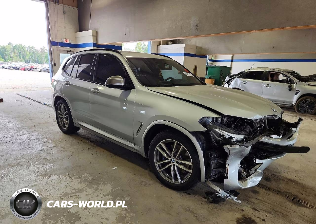 2018 BMW X3 xDrivem40I VIN:5UXTS3C53J0Z02397 - 4