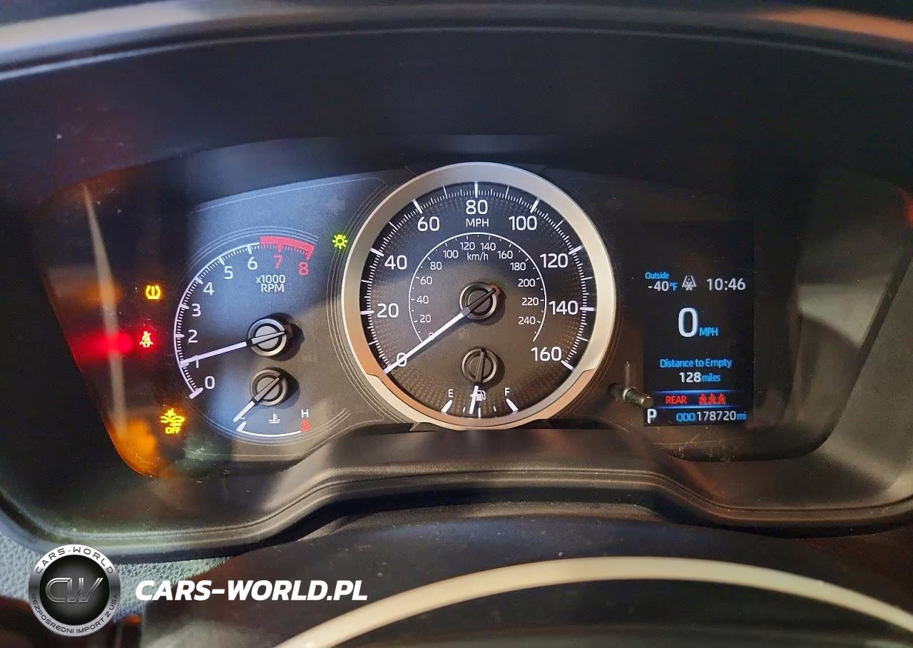2021 Toyota Corolla Le VIN:5YFEPMAE1MP245906 - 9