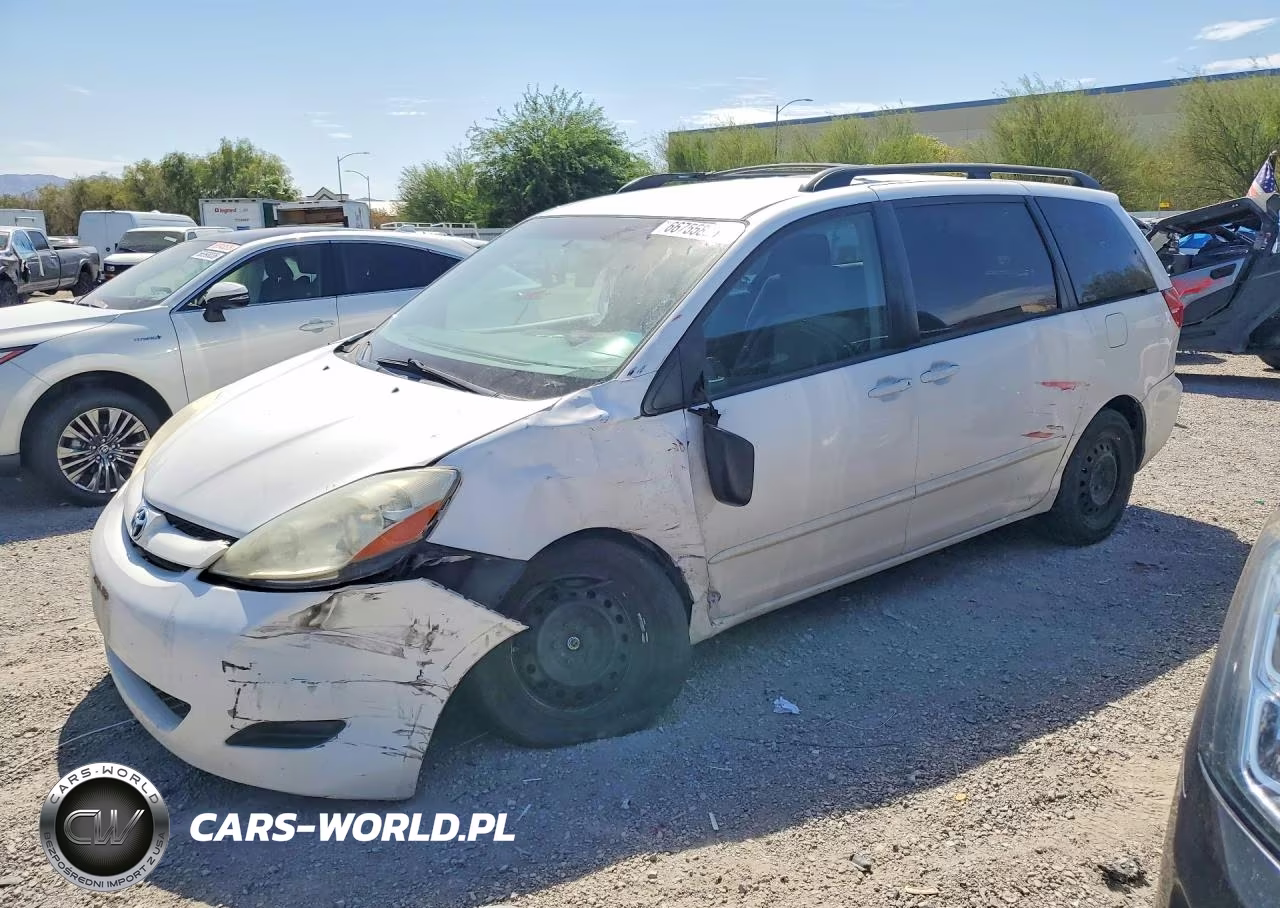 2007 Toyota Sienna Le 8-Passenger