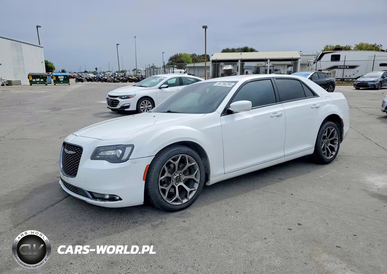 2018 Chrysler 300 S – zdjęcie 1 z 12