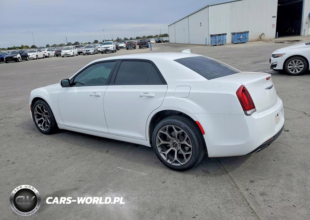 2018 Chrysler 300 S VIN:2C3CCABGXJH254840 - 2
