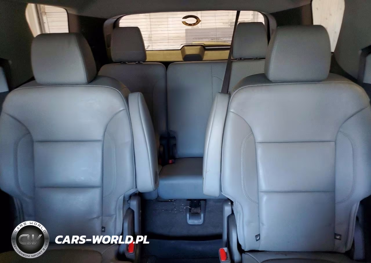 2019 Chevrolet Traverse Lt VIN:1GNERHKW2KJ241266 - 10